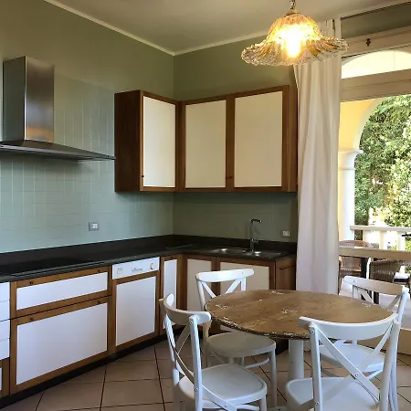 Relais Le Agavi Apartahotel Garda (Verona)